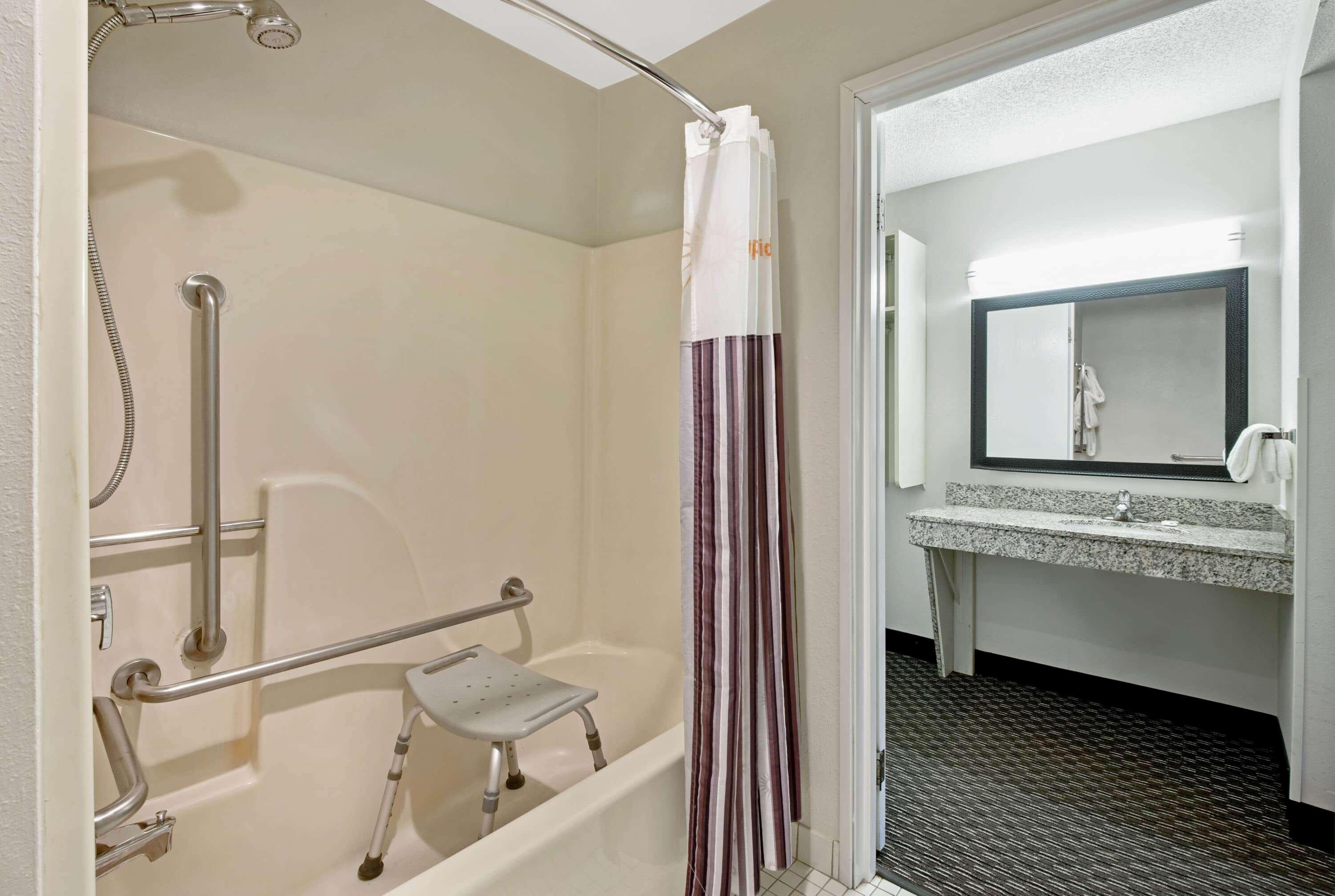 La Quinta By Wyndham Harrisburg Airport Hershey Exterior foto